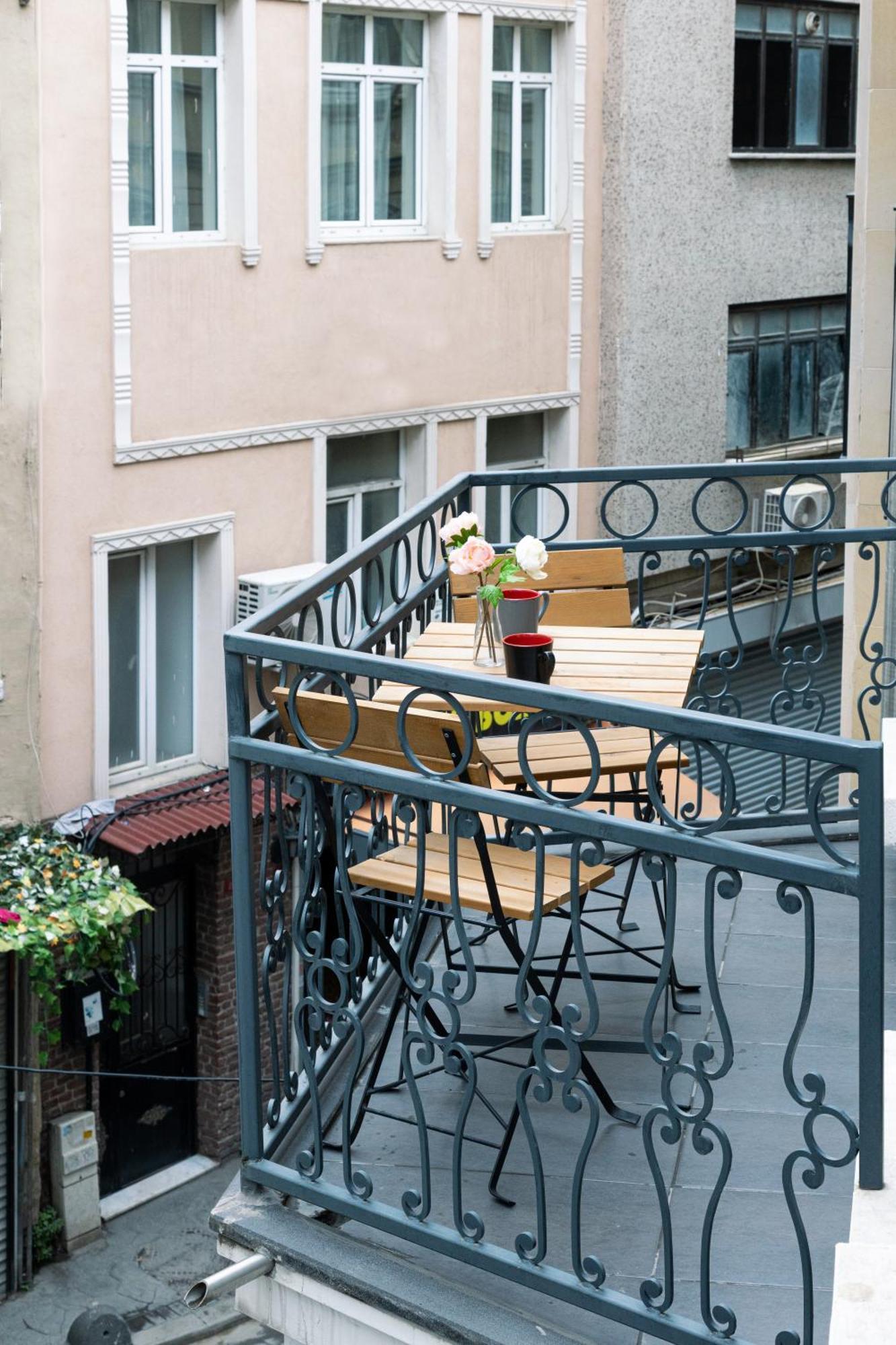 Nm Suites Beyoglu Istanbul Exterior photo